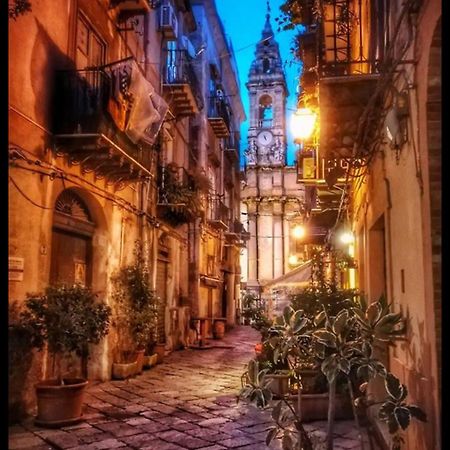 Massimo Teather Apartment Palermo Exterior foto